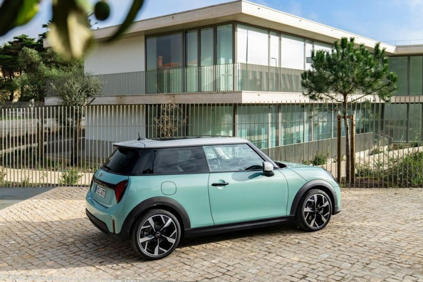 Test af MINI Hatchback 3-door (F66): ny generation