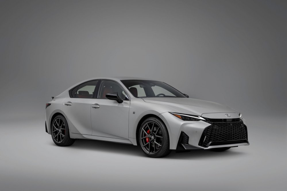 Lexus IS (XE30, facelift 2025): anmeldelse af premium sportssedan