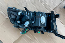 Toyota Land Cruiser 200 2007–2021 Forlygter 2016+ (Standart, brugt) foto 10