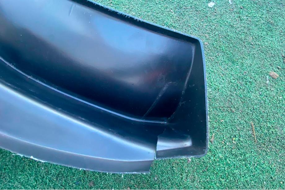 Mercedes Sprinter W907/W910 2018– Nedsat front læbespoiler til kofanger DPT (blank sort) Foto 3