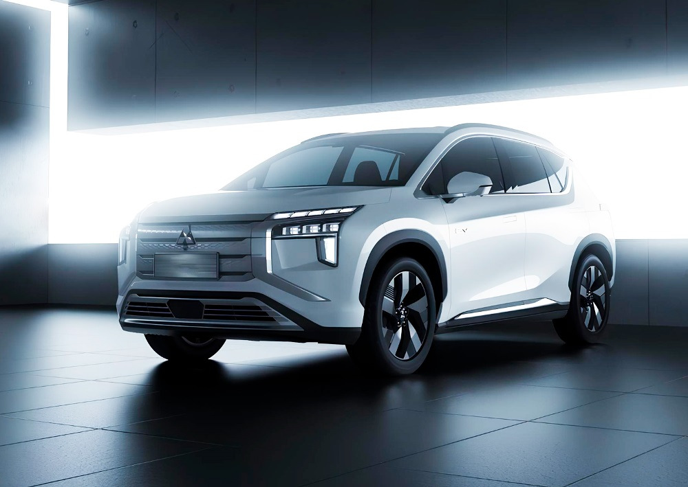 Test af Mitsubishi Airtrek: elektrisk kompakt SUV