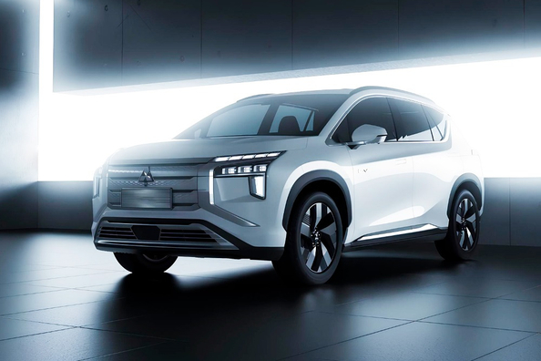 Test af Mitsubishi Airtrek: elektrisk kompakt SUV