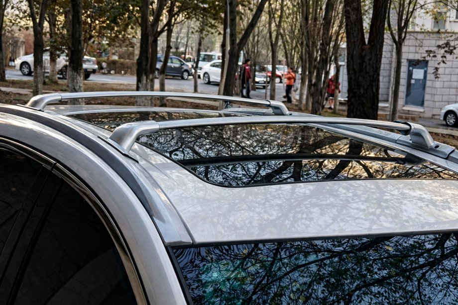 Nissan Murano 2014– Tagbøjler (tværstænger) til standard tagrælinger OEM (2014-2018, 2 stk) Image
