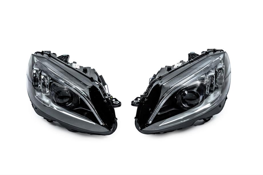 Mercedes C-klasse W205 2014–2021 Forlygter med Full LED-moduler (til HALOGEN, 2 stk.) Foto 1
