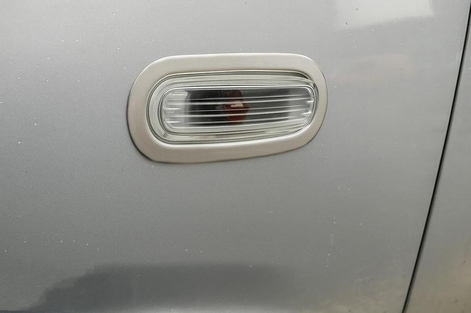 Volkswagen UP 2011–2023 Kromrammer til blinklys (2 stk., rustfrit stål) Image
