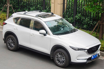 Mazda CX-5 2017–2025 Tagbøjler (tværstænger) til integrerede tagrælinger OEM (2 stk) Sort foto 2