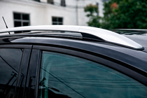 Ford Kuga/Escape 2013–2019 OEM tagrælinger (2 stk.) Grå foto 4