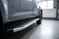 Isuzu D-Max 2019– Sidetrin Fullmond (2 stk., aluminium) foto 1