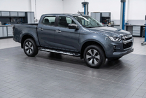 Isuzu D-Max 2019– Sunrise sidetrin (2 stk., aluminium) foto 1