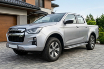 Isuzu D-Max 2019– Sidetrin Maydos V2 (2 stk., aluminium ↗ rustfrit stål) foto 1