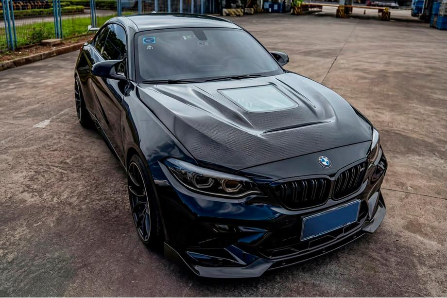 BMW 2-serie F22/F23 2014–2021 Motorhjelm V2 (kulfiber) Image