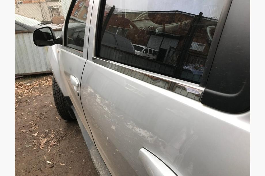 Nissan Terrano 2014– Rudelister (4 stk., rustfrit stål) Image