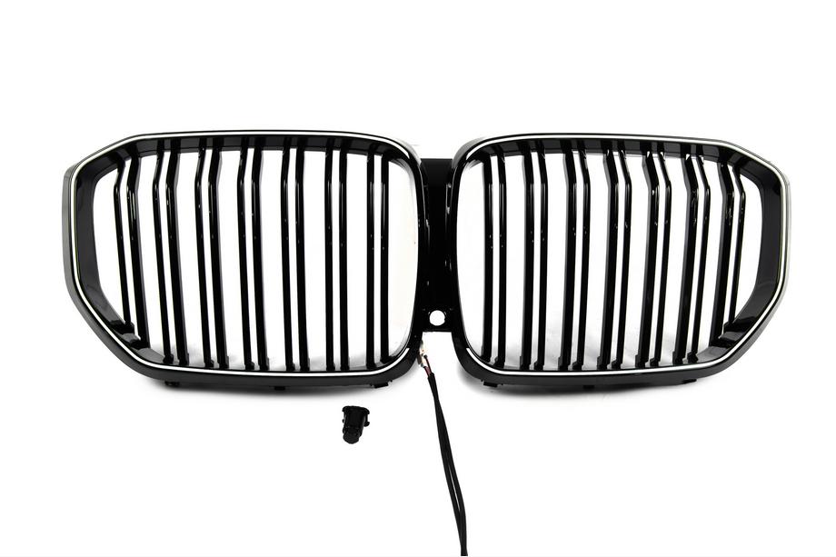 BMW X5 G05 2019–2026 BMW kidneygrill M-Look LED (2019-2022, blank højglans) Image