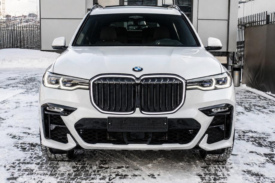 BMW X7 G07 2019– Nyregrill 1 Bar LED (2019-2022, blank sort) Image