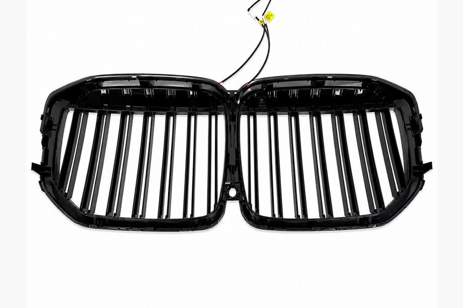 BMW X7 G07 2019– BMW kidneygrill M-Look LED (2019-2022, blank højglans) Foto 8
