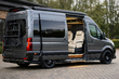 Sådan bygger du en Mercedes Sprinter W907/W910 til VIP-passagerer uden billig bling foto 1