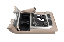 Toyota Land Cruiser 200 2007–2021 Kabineopgraderingssæt til 2016 (Beige) foto 19