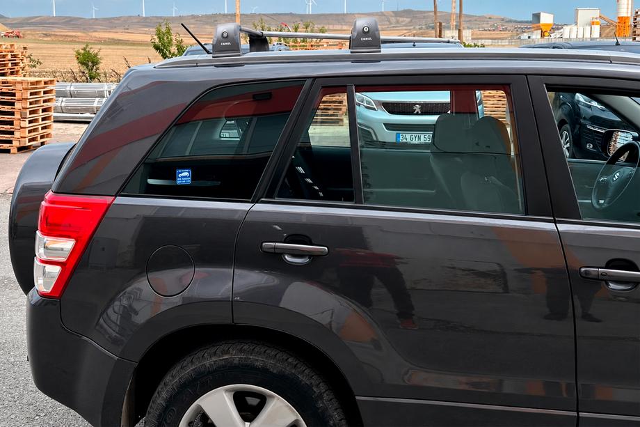 Suzuki Grand Vitara 2005–2017 Tagbøjler (tværstænger) til originale monteringspunkter Ecem V3 (2 stk) Foto 6