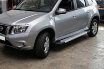 Nissan Terrano 2014– Sidetrin Vision New Grey (2 stk., aluminium) foto 1
