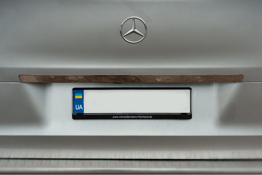 Mercedes Vito/V-klasse W447 2014– Bred liste over nummerpladen (rustfrit stål) Image