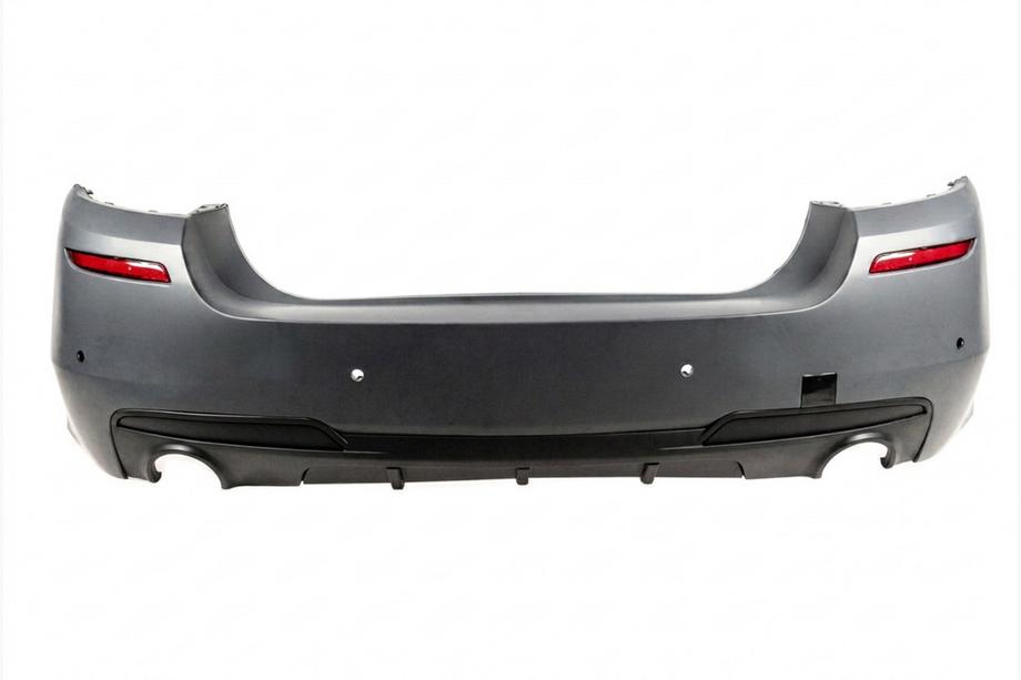 BMW 5-serie F10/F11 2010–2016 Bagkofanger med M-Performance diffuser (til F10, til dobbelt udstødning – enkelt udstødningsrør i hver side) Foto 1