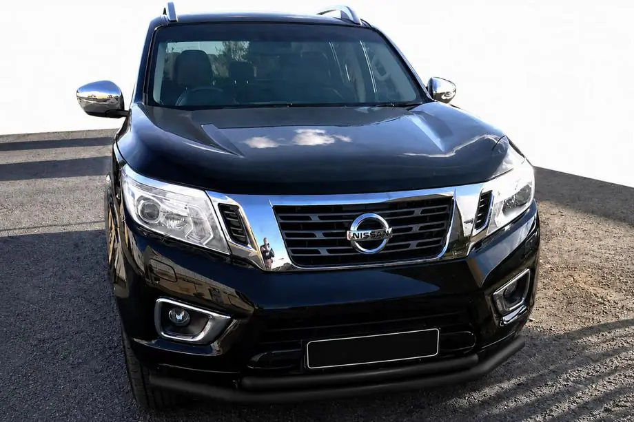Nissan Navara/NP300 2016– Frontbøjle ST014 Black (rustfrit stål) Image