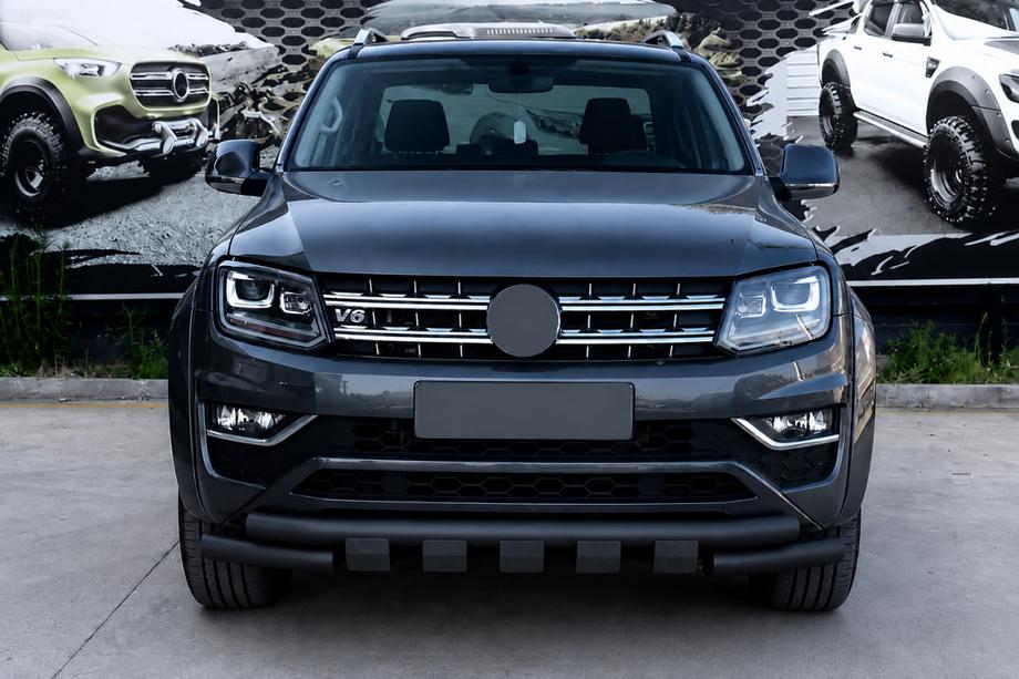 Volkswagen Amarok 2010–2022 Frontbøjle F3-08.7 Black (rustfri) Image
