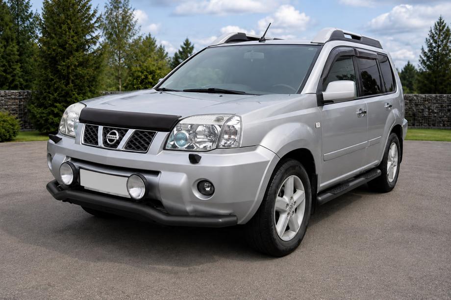 Nissan X-trail T30 2002–2007 Frontbøjle ST007 Black (rustfrit stål) Image