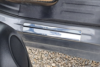 Nissan X-trail T32/Rogue 2014–2021 OmsaLine dørtrinslister (4 stk., rustfrit stål) foto 2