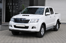 Toyota Hilux 2006–2015 Frontbøjle ST008 Black (rustfrit stål) foto 3
