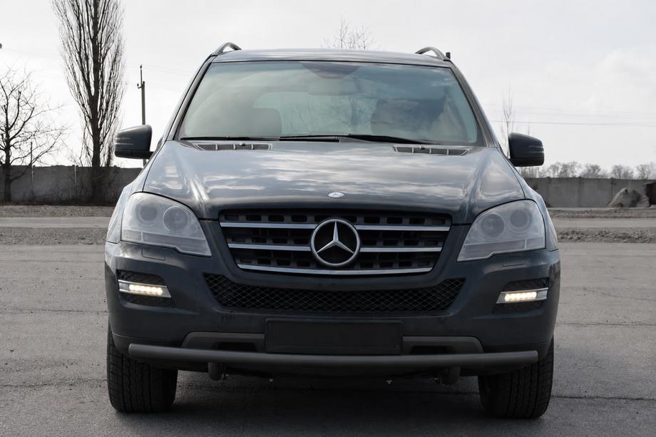 Mercedes ML W164 2005–2011 Frontbøjle ST008 Black (rustfrit stål) Image