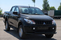 Mitsubishi L200 2015–2024 Frontbøjle ST014 Black (rustfrit stål) foto 3