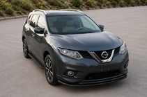 Nissan X-trail T32/Rogue 2014–2021 Frontbøjle ST014 Black (rustfrit stål) foto 1
