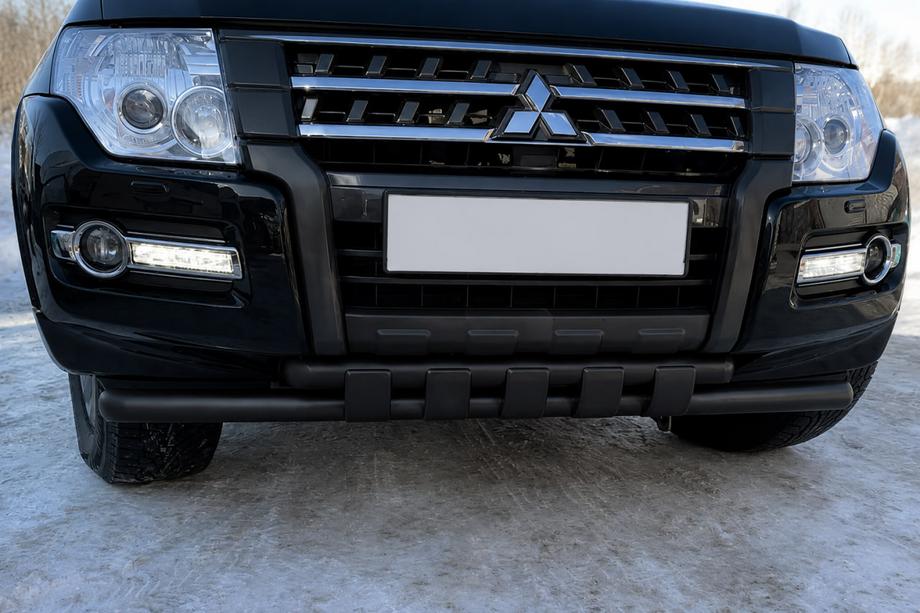 Mitsubishi Pajero Wagon IV 2006–2021 Frontbeskyttelse ST015 Black (rustfrit stål) Image