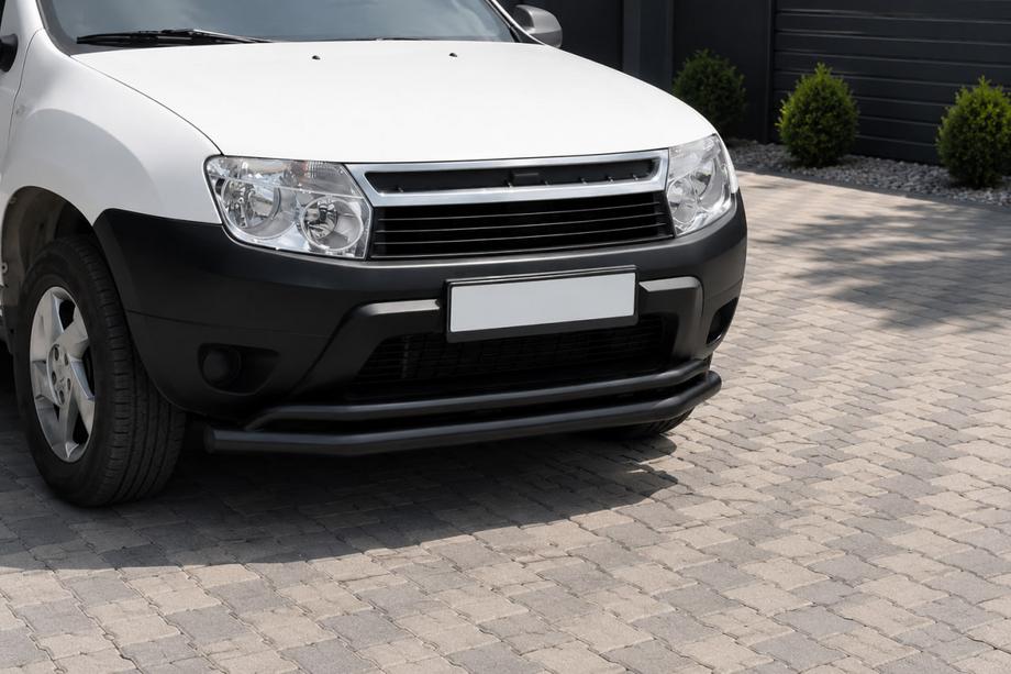 Dacia Duster 2008–2018 Frontbøjle ST017 Black (rustfrit stål) Image