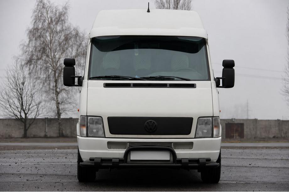 Volkswagen LT 1995–2006 Frontbøjle ST020 Black (rustfrit stål) Image