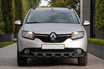 Renault Sandero 2013–2022 Frontbøjle ST015 Black (rustfrit stål) foto 2