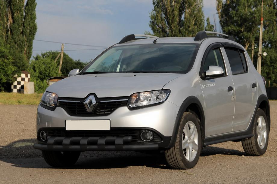 Dacia Sandero 2013–2020 Frontbøjle ST015 Black (rustfrit stål) Image