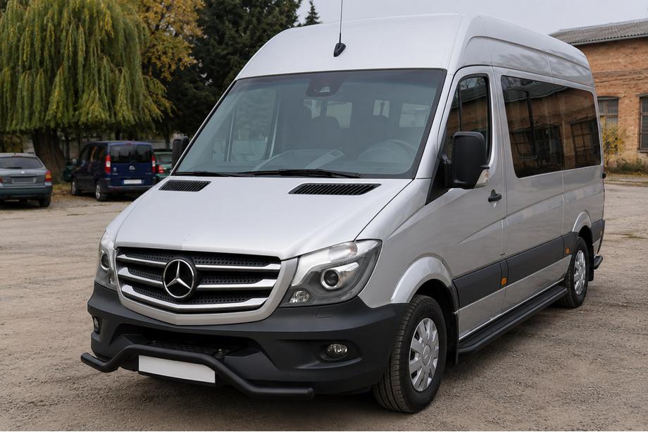 Mercedes Sprinter W906 2006–2018 Forreste nedre frontbøjle MBSP.07.F3-04.6 Black (rustfrit stål) Image
