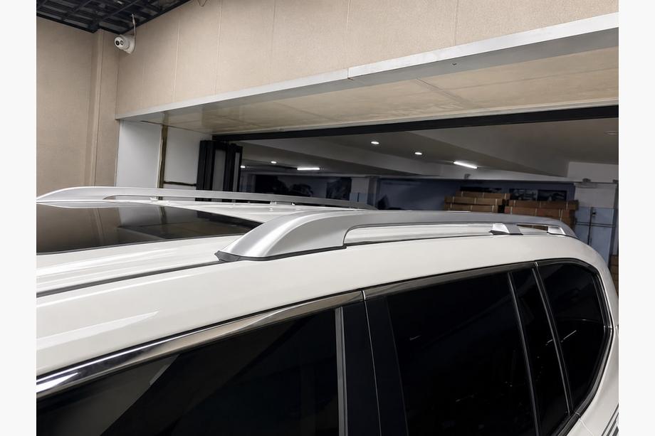 Toyota Land Cruiser 300 2021– Tagrælinger grå OEM (aluminium) Image