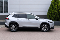 Toyota Corolla Cross 2020– Integrerede tagrælinger sort OEM (aluminium) foto 2