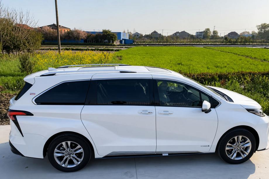 Toyota Sienna 2020– Integrerede tagrælinger grå OEM (aluminium) Image