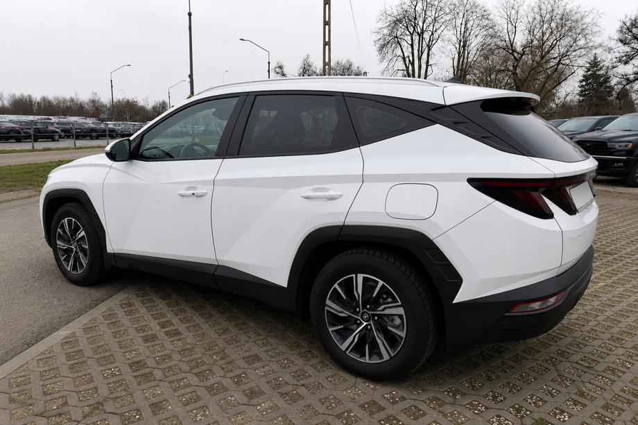 Hyundai Tucson NX4 2021– Integrerede tagrælinger grå OEM (Long, aluminium, montering med lim) Image