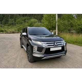 Integrerede tagrælinger grå OEM (2019-, aluminium) Mitsubishi Pajero Sport 2015– foto 1