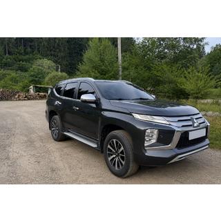 Integrerede tagrælinger grå OEM (2019-, aluminium) Mitsubishi Pajero Sport 2015– foto 2