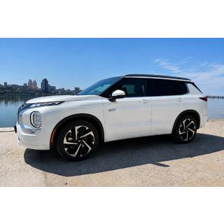 Integrerede tagrælinger, sorte OEM (aluminium) Mitsubishi Outlander 2021– foto 1