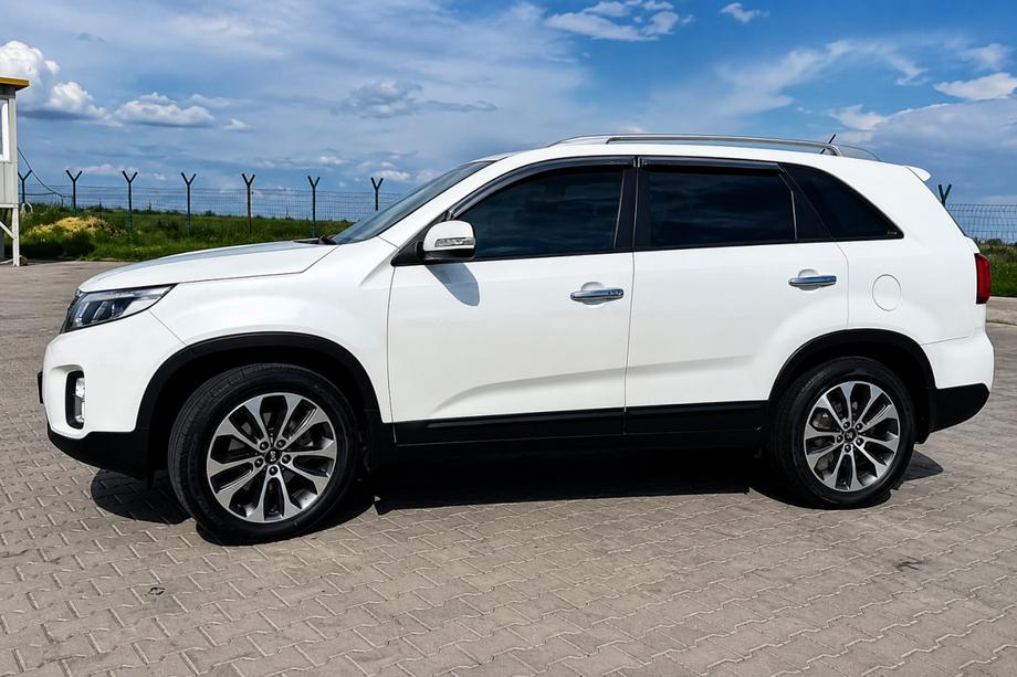 Kia Sorento II XM 2009–2014 OEM tagrælinger, grå (aluminium, limmontering) Image