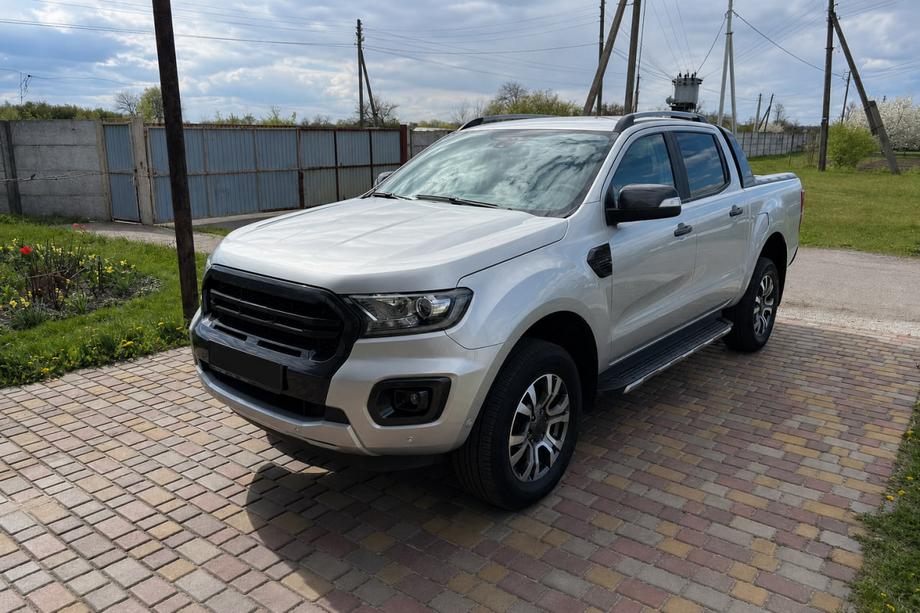 Ford Ranger 2011–2022 OEM tagrælinger grå (ABS-plast, limmontering) Image