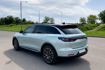 Leapmotor C11 2021– Sorte OEM tagrælinger (aluminium, montering med lim) foto 2