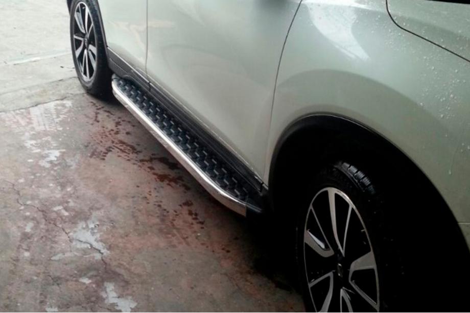 Nissan Qashqai 2007–2010 BlackLine sidetrin (2 stk., aluminium) Image